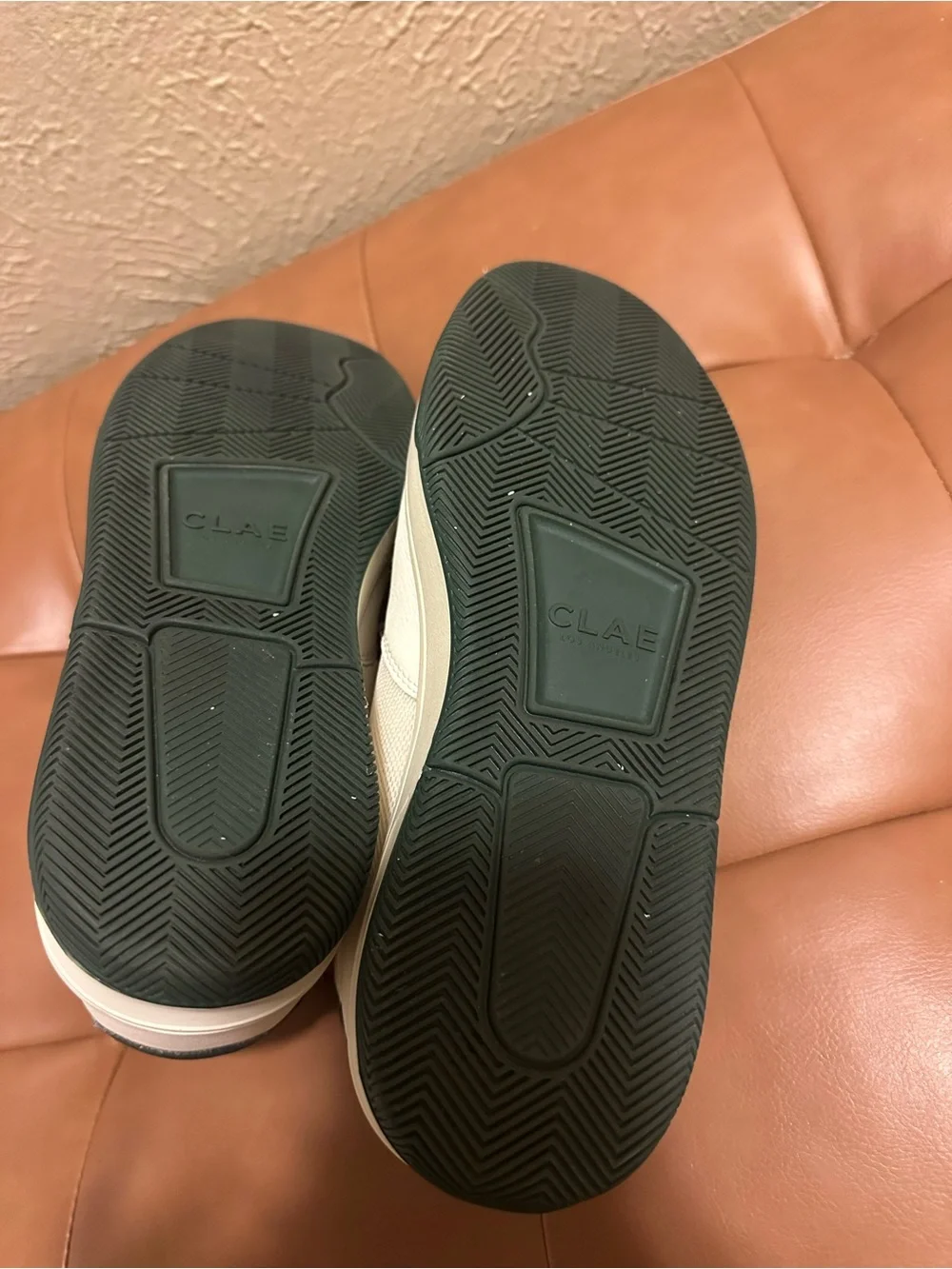 Vuori CLAE Low-Top Sneakers in Off-White with Dark Green Accent UNISEX